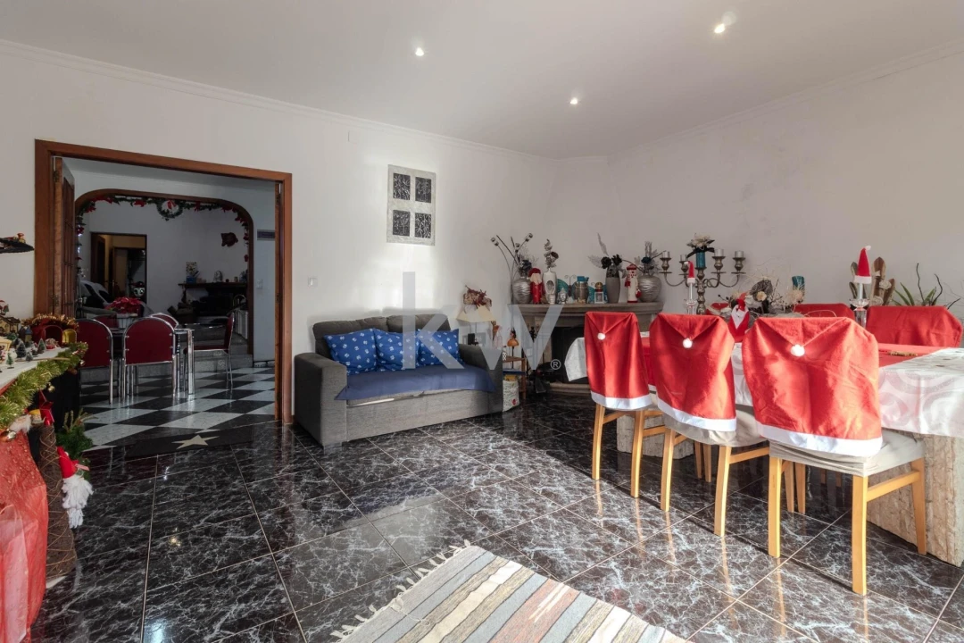 Moradia T4 para Venda em Rio Tinto Foto 31