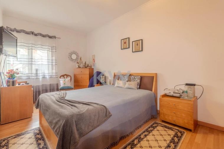 Moradia T4 para Venda em Rio Tinto Foto 8