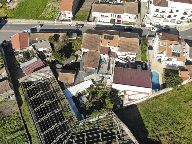 Moradia T4 para Venda em Rio Tinto Foto 2