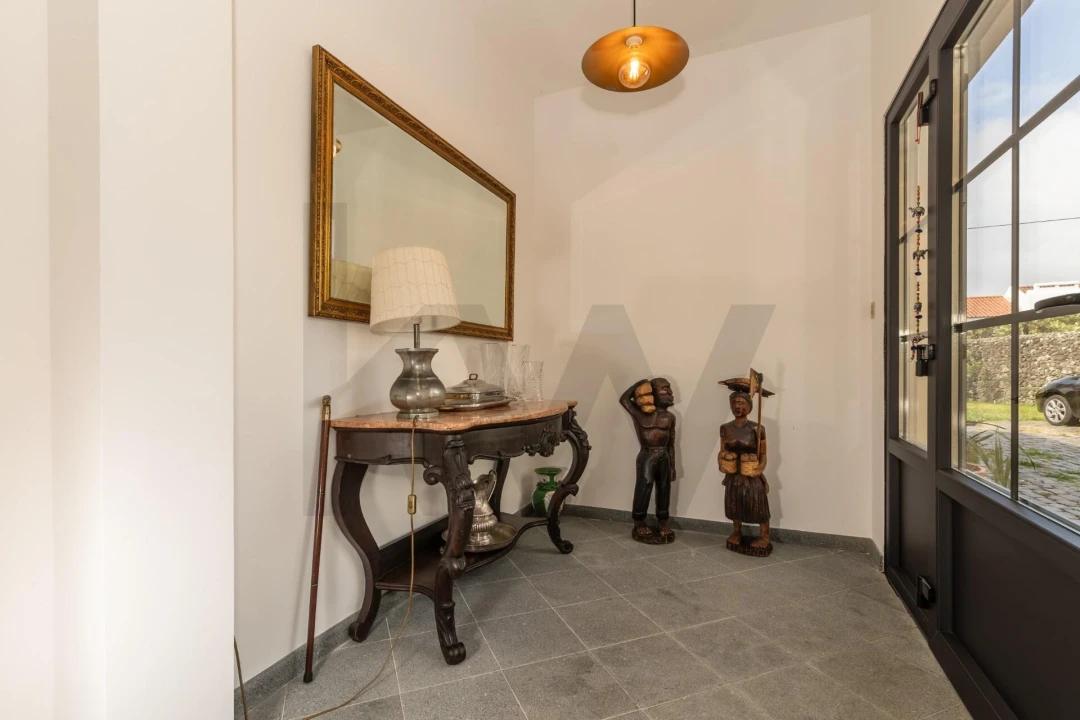 Moradia T4 para Venda em Pico da Pedra Foto 10