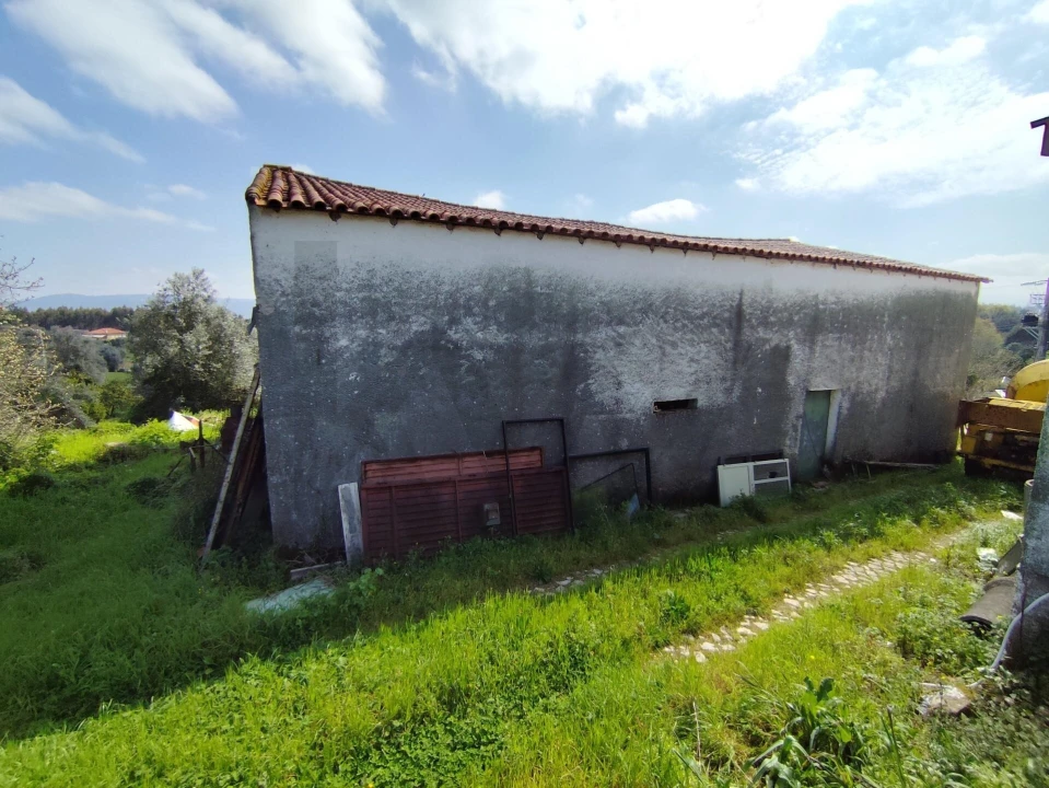 Armazém para Venda em Arrifana Foto 12
