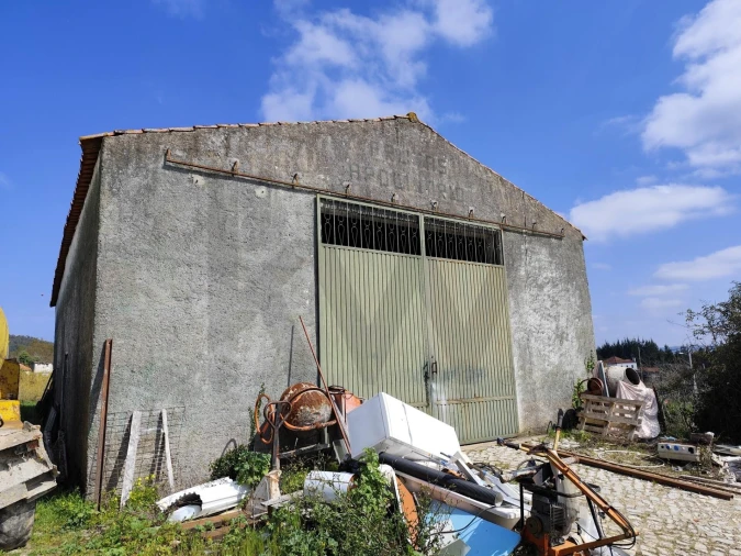 Armazém para Venda em Arrifana Foto 3