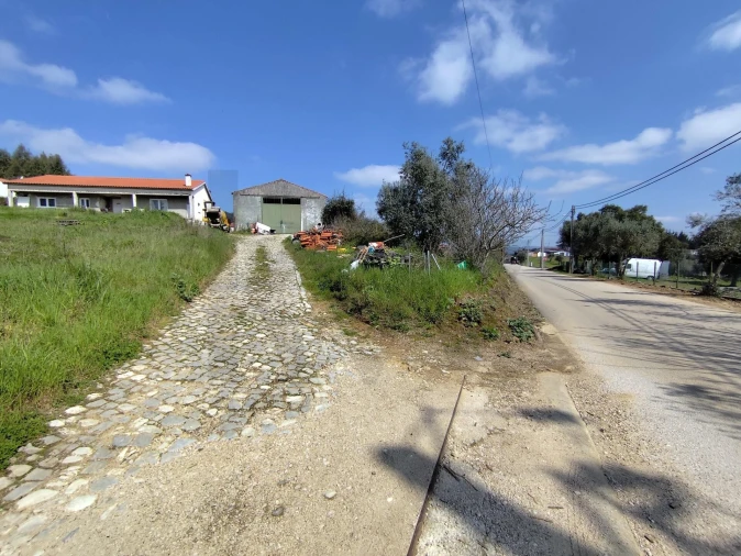 Armazém para Venda em Arrifana Foto 15