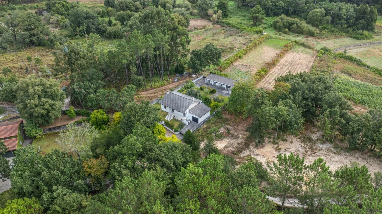 Moradia T2 para Venda em Riba de Ancora Foto 3