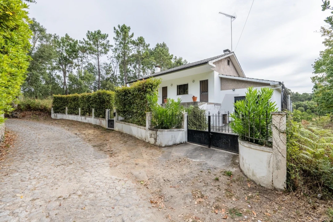 Moradia T2 para Venda em Riba de Ancora Foto 1