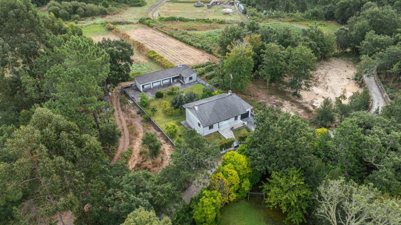 Moradia T2 para Venda em Riba de Ancora Foto 4