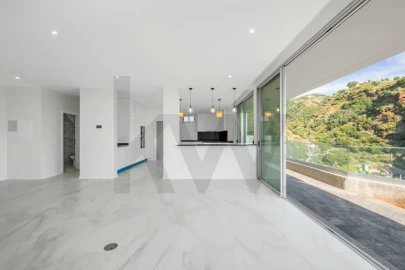 Moradia T3 para Venda em Santa Cruz