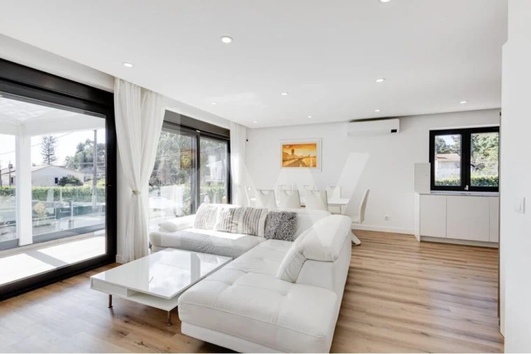 Moradia T5 para Venda em São João das Lampas e Terrugem Foto 4