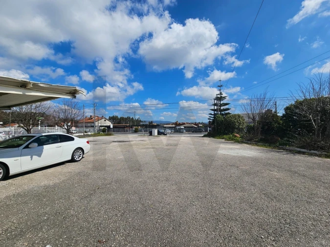 Loja para Arrendamento em Casal Comba Foto 7