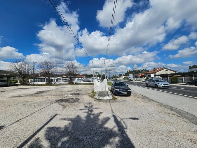 Loja para Arrendamento em Casal Comba Foto 2