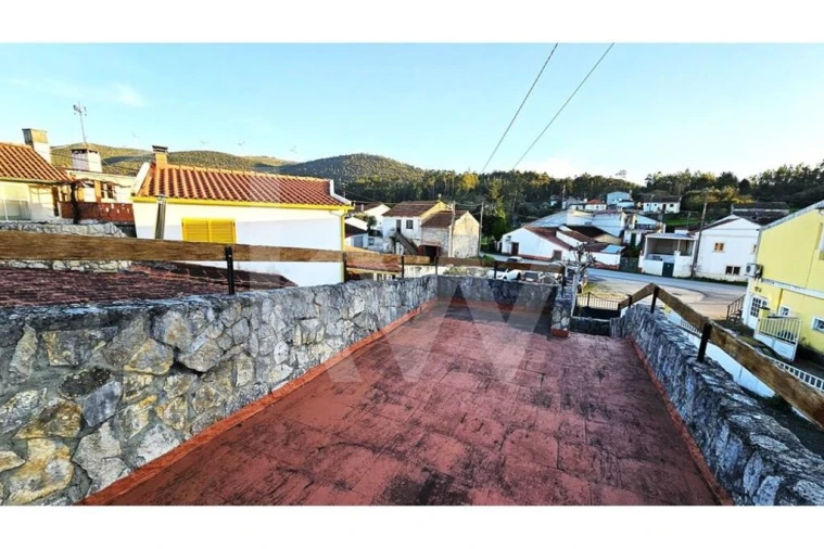 Moradia T3 para Venda em Soure Foto 8