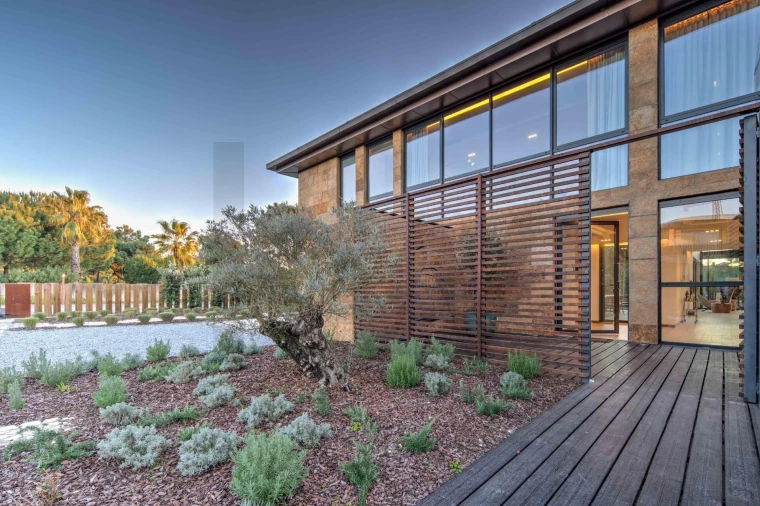 Moradia T4 para Venda em Carvalhal Foto 8