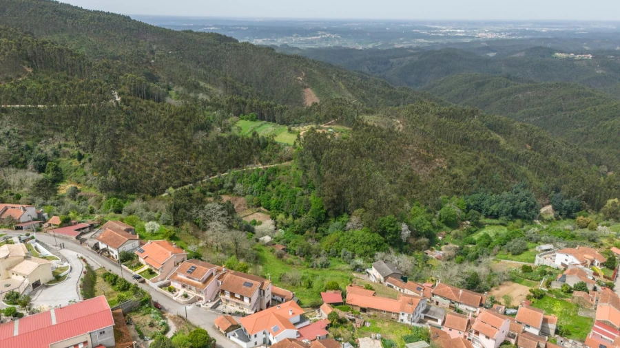Terreno para Venda em Figueira de Lorvão Foto 17