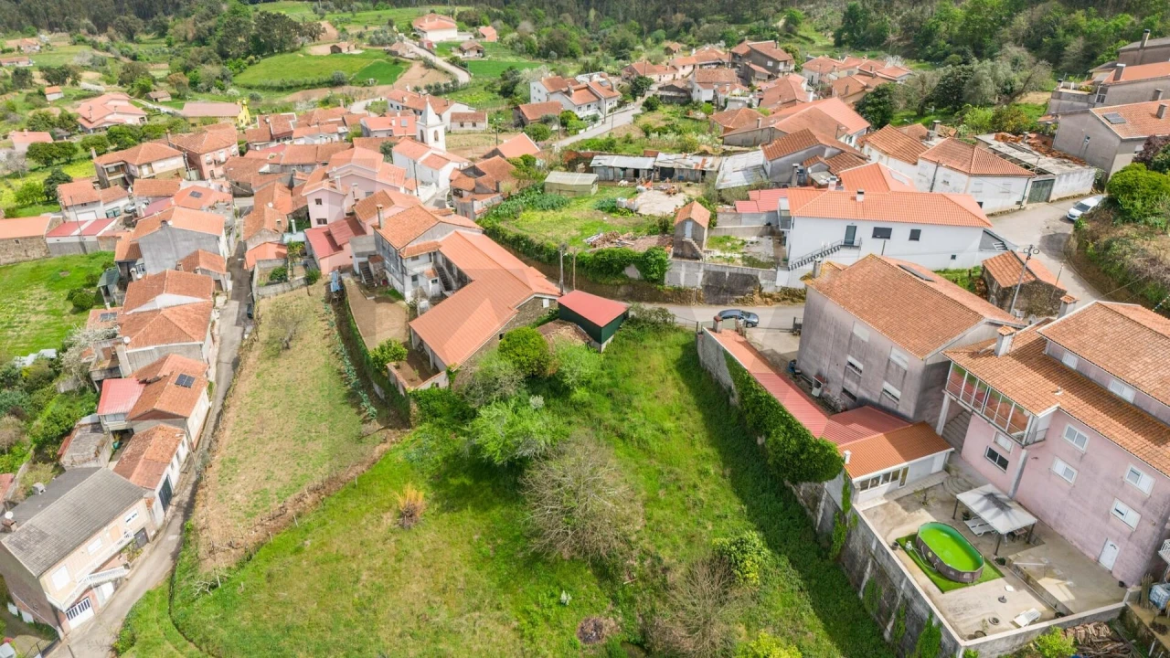 Terreno para Venda em Figueira de Lorvão Foto 16