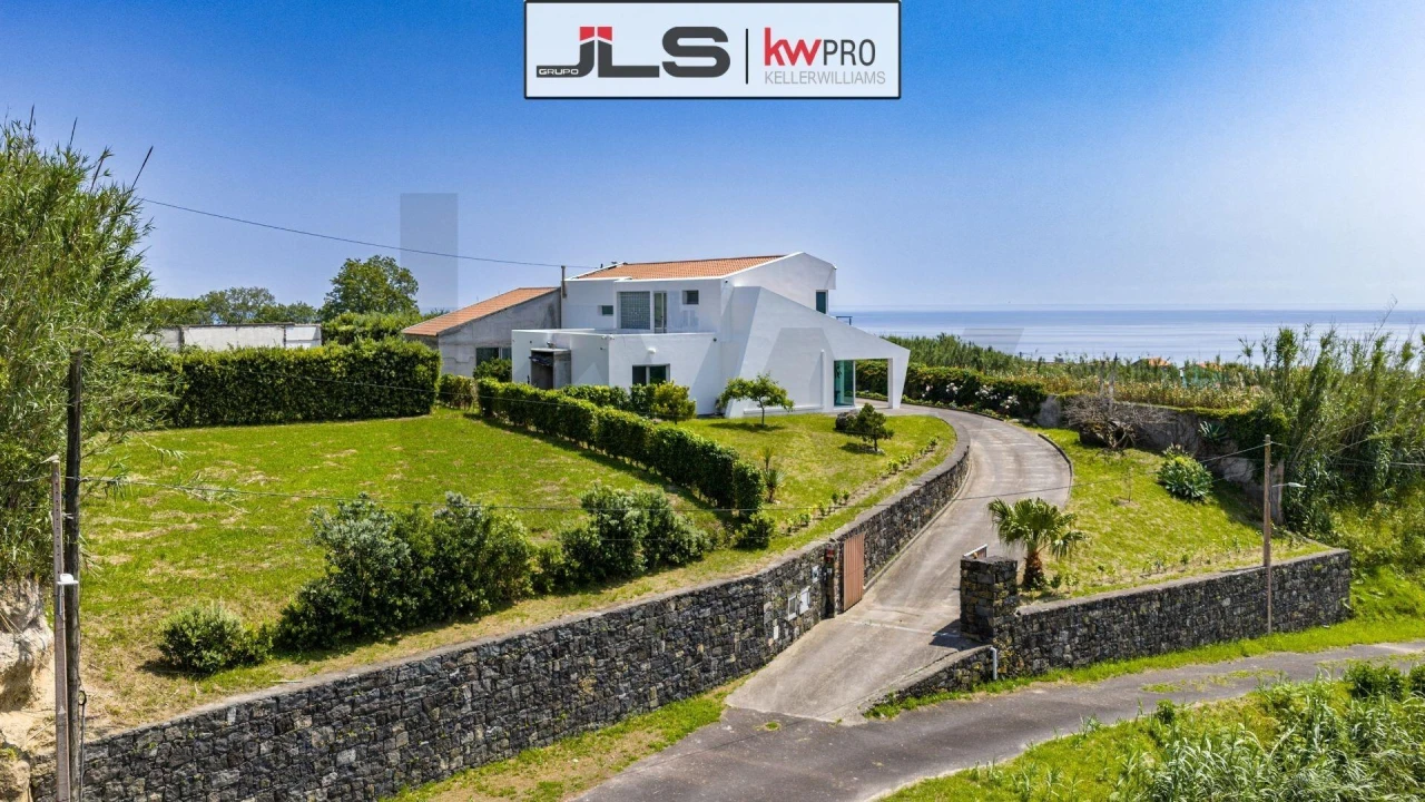 Moradia T4 para Venda em Candelaria Foto 1