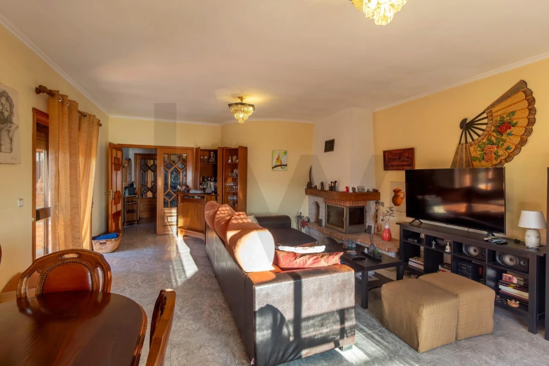 Moradia T4 para Venda em Melres e Medas Foto 15