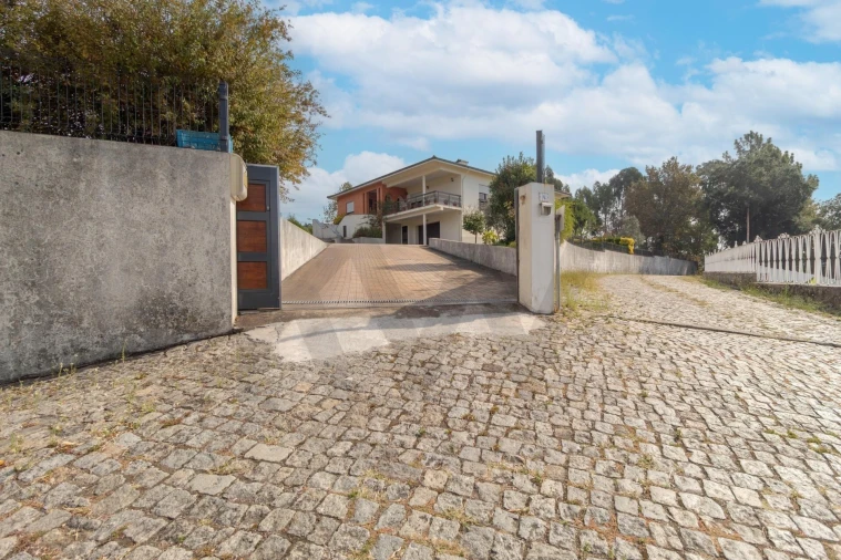 Moradia T4 para Venda em Melres e Medas Foto 24