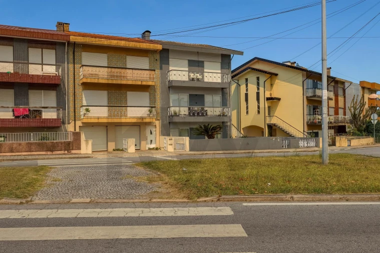 Moradia T2 para Venda em Cidade da Maia Foto 28