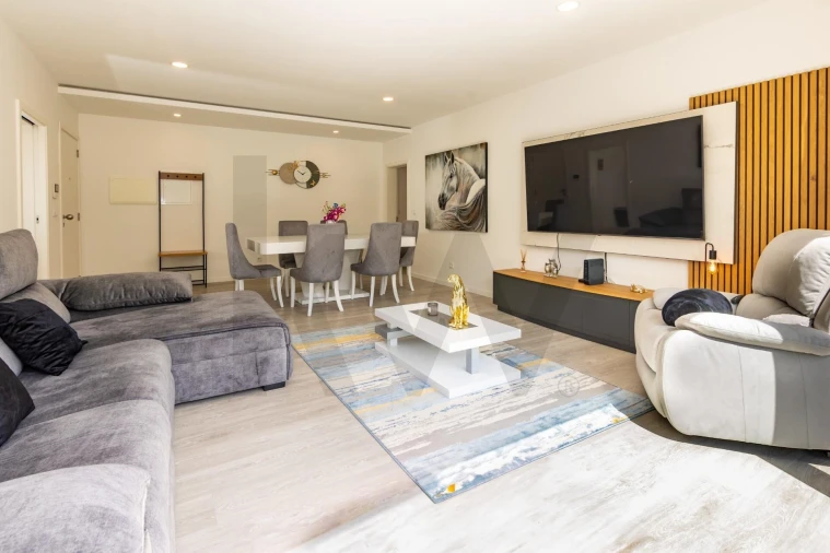 Apartamento T2 para Venda em São Vicente Ferreira Foto 4