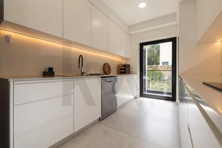 Apartamento T2 para Venda em São Vicente Ferreira Foto 12