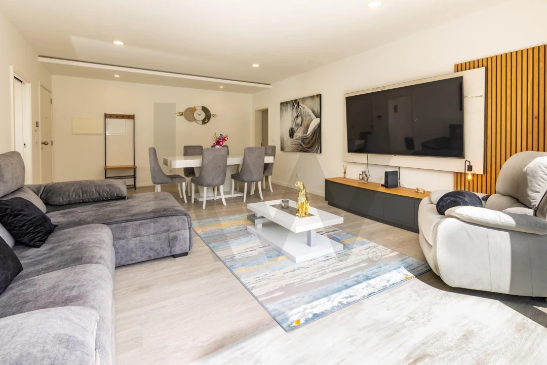 Apartamento T2 para Venda em São Vicente Ferreira Foto 4