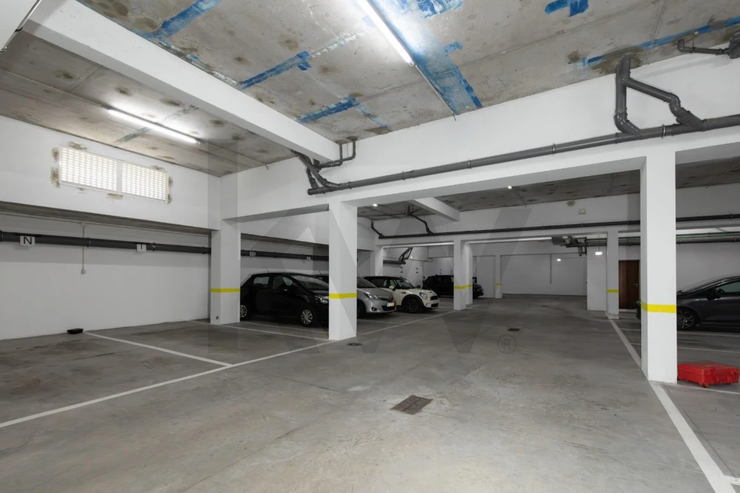 Apartamento T2 para Venda em São Vicente Ferreira Foto 24