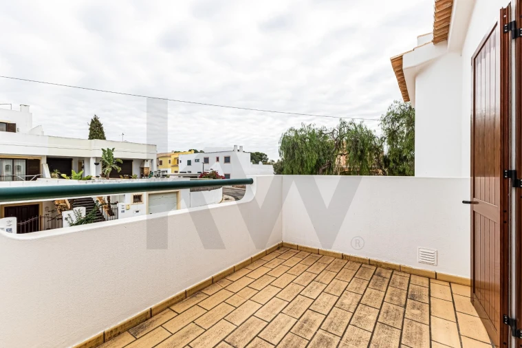 Moradia T4 para Venda em Alvor Foto 20