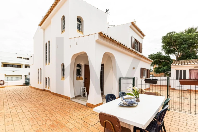 Moradia T4 para Venda em Alvor Foto 35