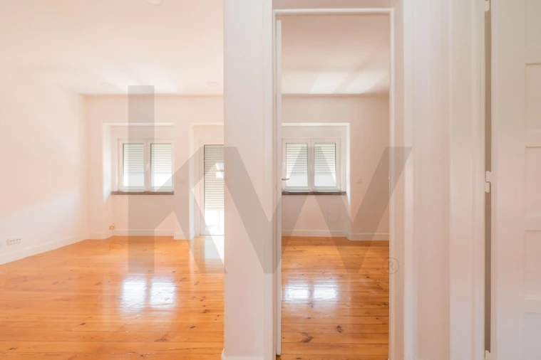 Apartamento T2 para Arrendamento em Alvalade Foto 12