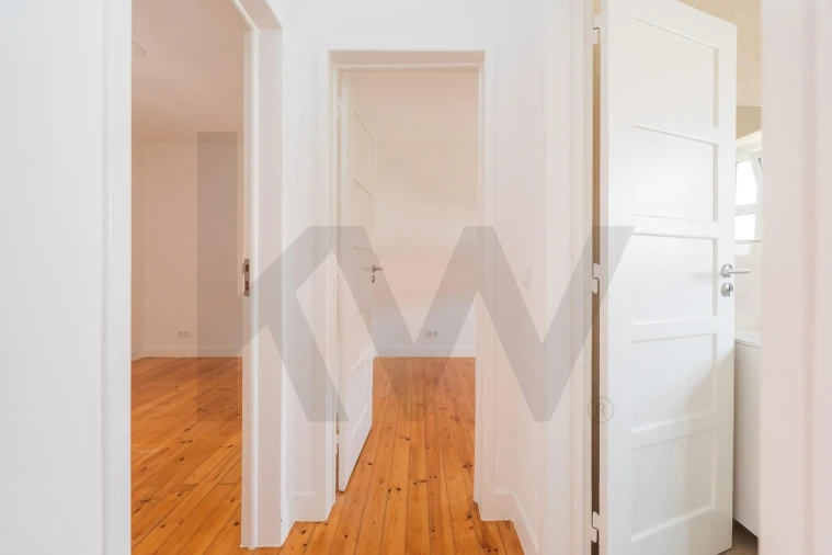 Apartamento T2 para Arrendamento em Alvalade Foto 16