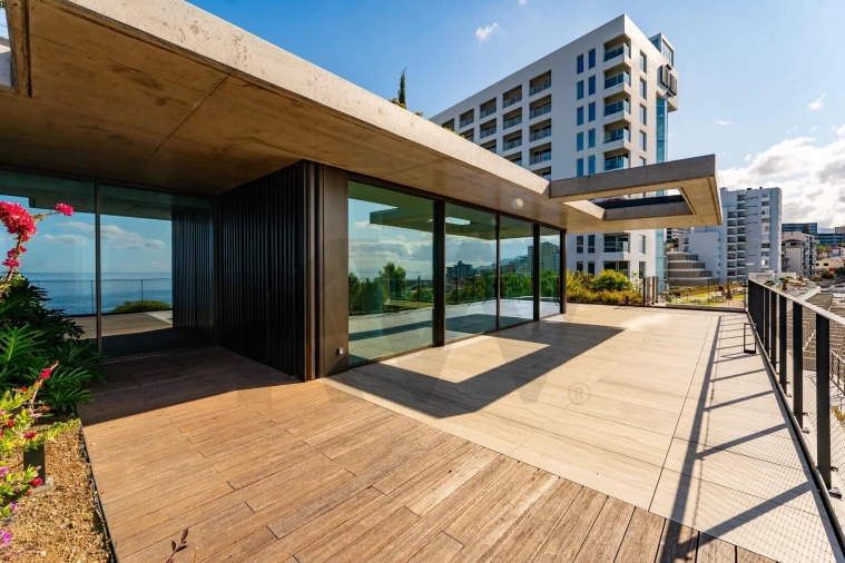Apartamento T2 para Venda em São Martinho Foto 75