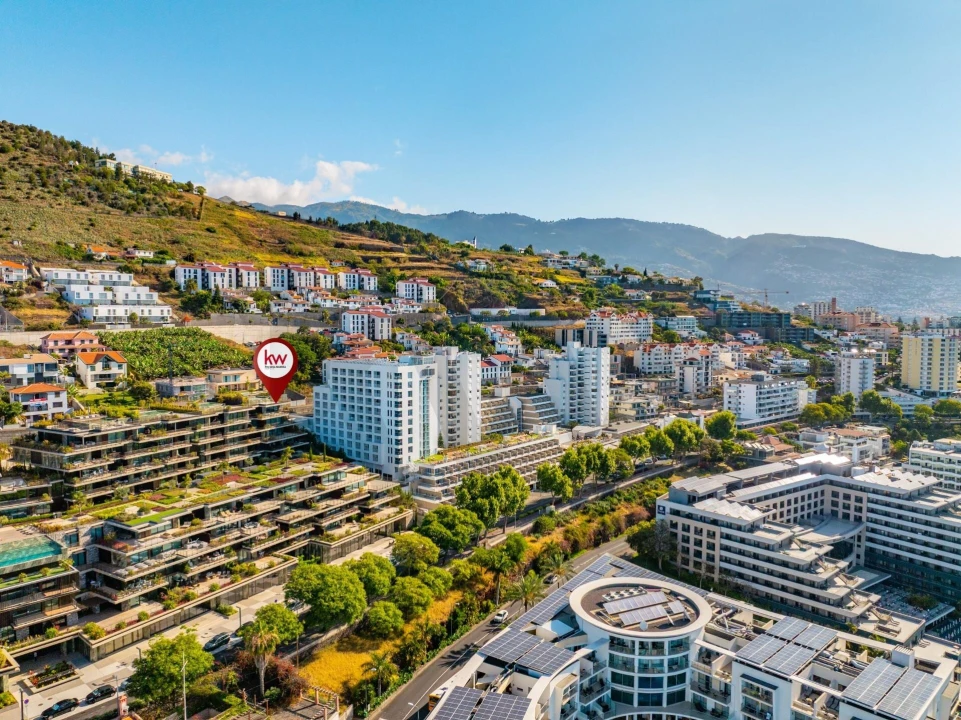 Apartamento T2 para Venda em São Martinho Foto 58