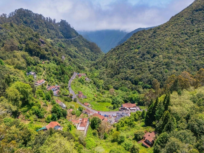 Moradia T3 para Venda em São Roque do Faial Foto 8