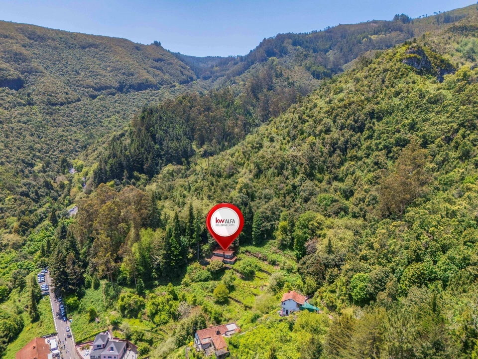 Moradia T3 para Venda em São Roque do Faial Foto 18