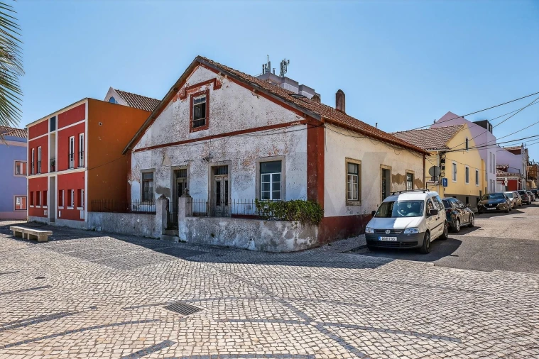 Moradia T5 para Venda em Caparica e Trafaria Foto 9