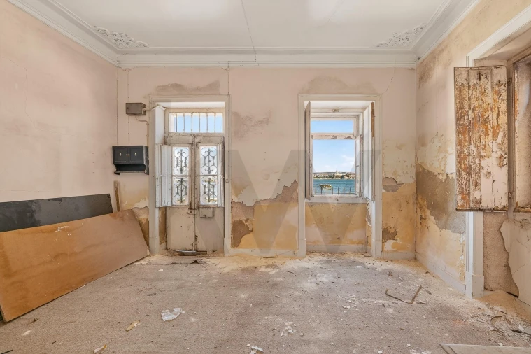 Moradia T5 para Venda em Caparica e Trafaria Foto 16