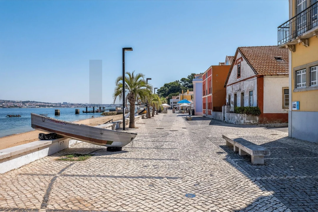 Moradia T5 para Venda em Caparica e Trafaria Foto 5