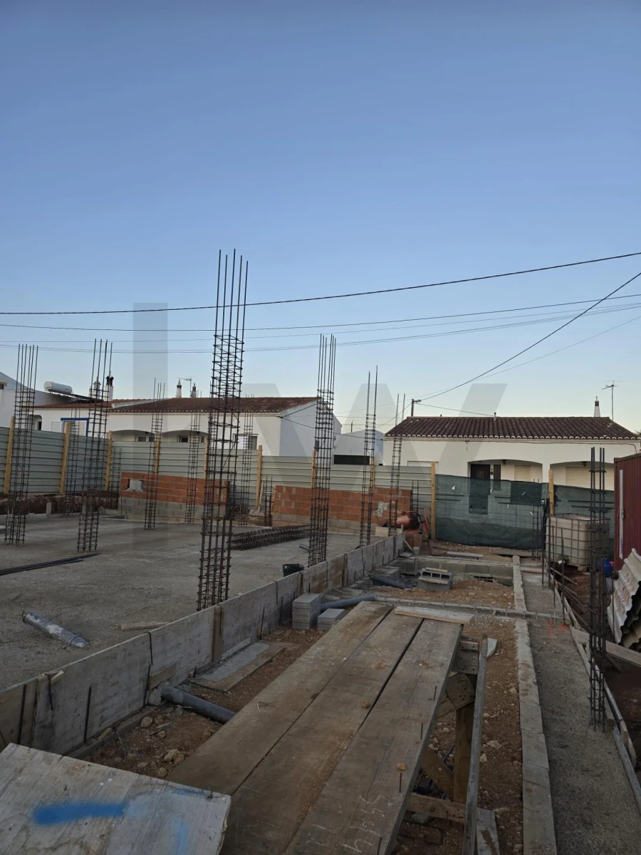 Moradia T3 para Venda em Budens Foto 18