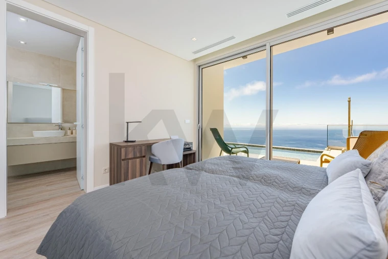 Moradia T3 para Venda em Prazeres Foto 60