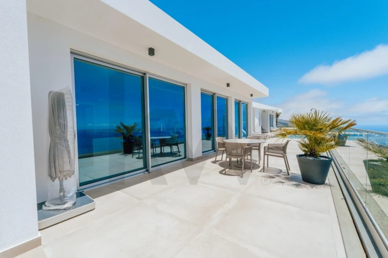 Moradia T3 para Venda em Prazeres Foto 16