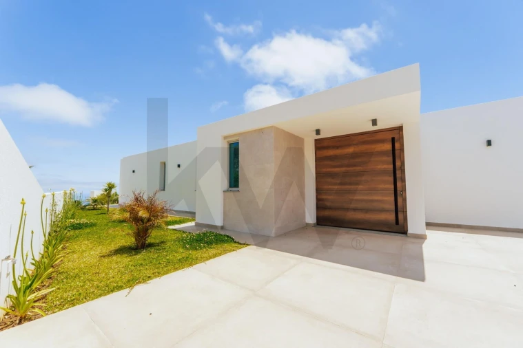 Moradia T3 para Venda em Prazeres Foto 31