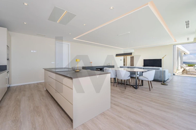 Moradia T3 para Venda em Prazeres Foto 54