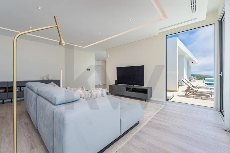 Moradia T3 para Venda em Prazeres Foto 61