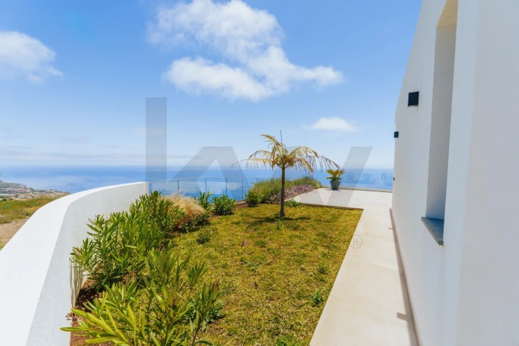 Moradia T3 para Venda em Prazeres Foto 28