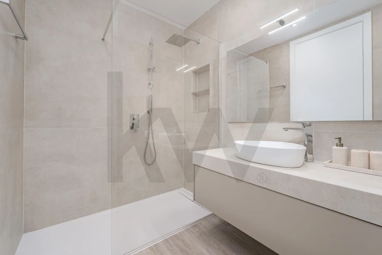 Moradia T3 para Venda em Prazeres Foto 67