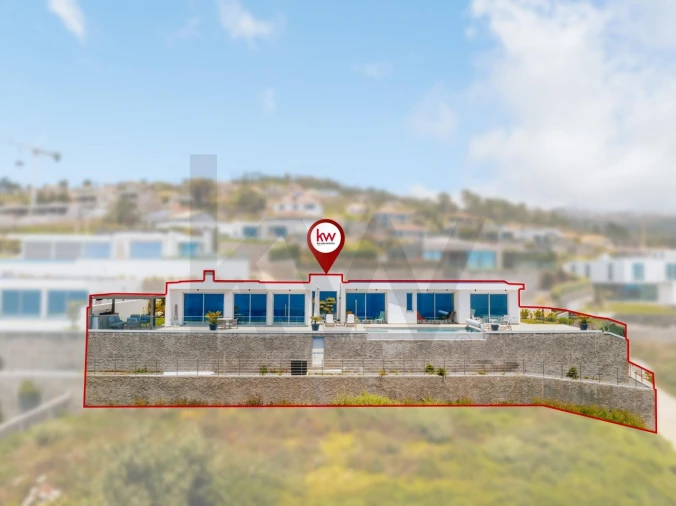 Moradia T3 para Venda em Prazeres Foto 6