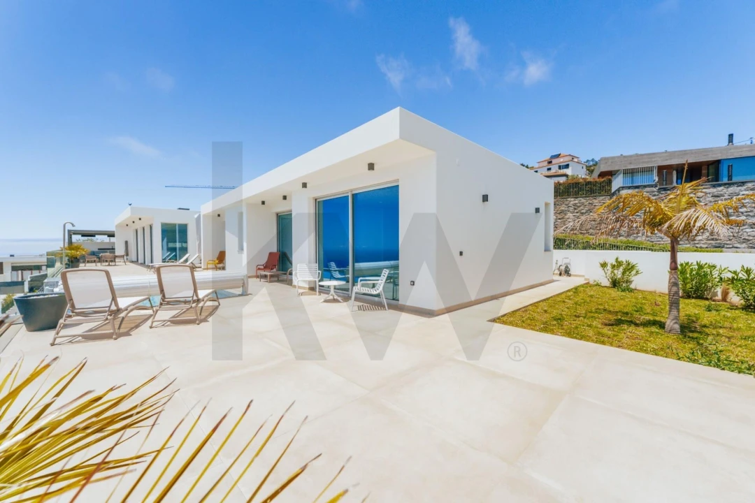 Moradia T3 para Venda em Prazeres Foto 25