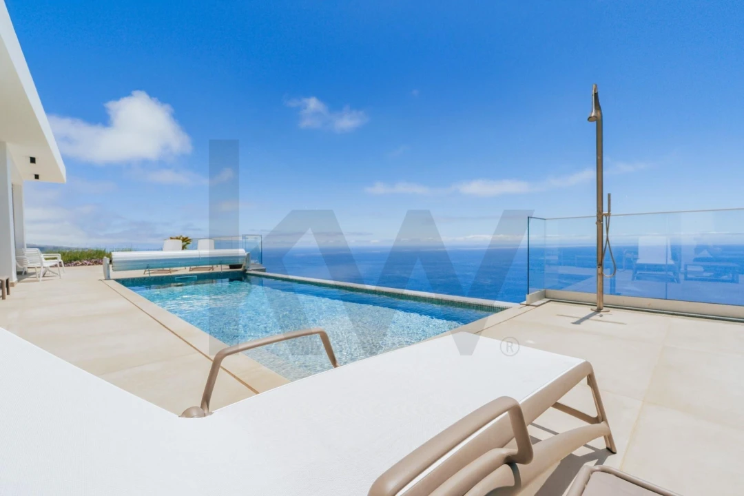 Moradia T3 para Venda em Prazeres Foto 24