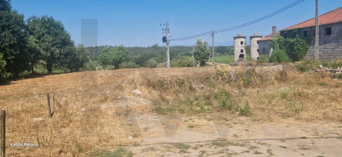 Terreno para Venda em Ázere e Covelo Foto 21