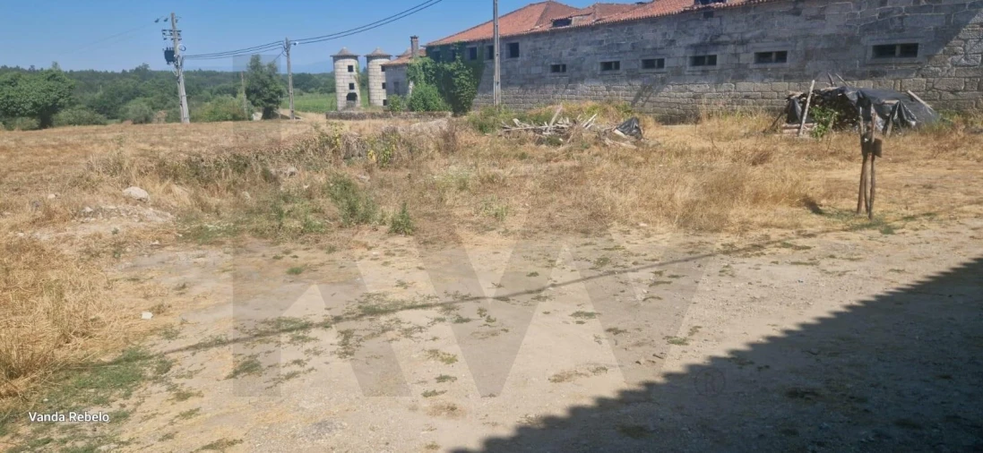 Terreno para Venda em Ázere e Covelo Foto 5